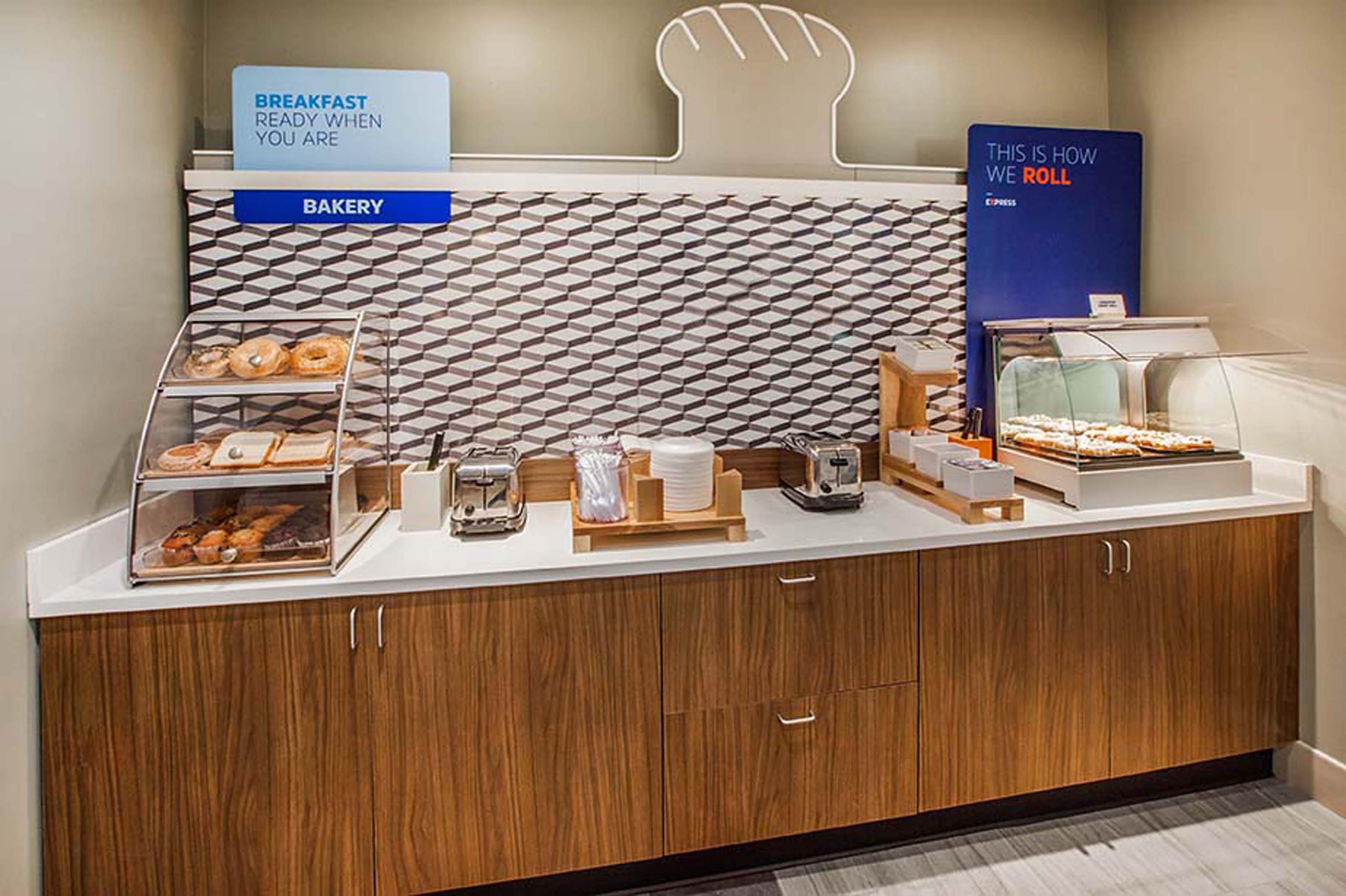 Holiday Inn Express & Suites - Marshalltown By Ihg Kültér fotó