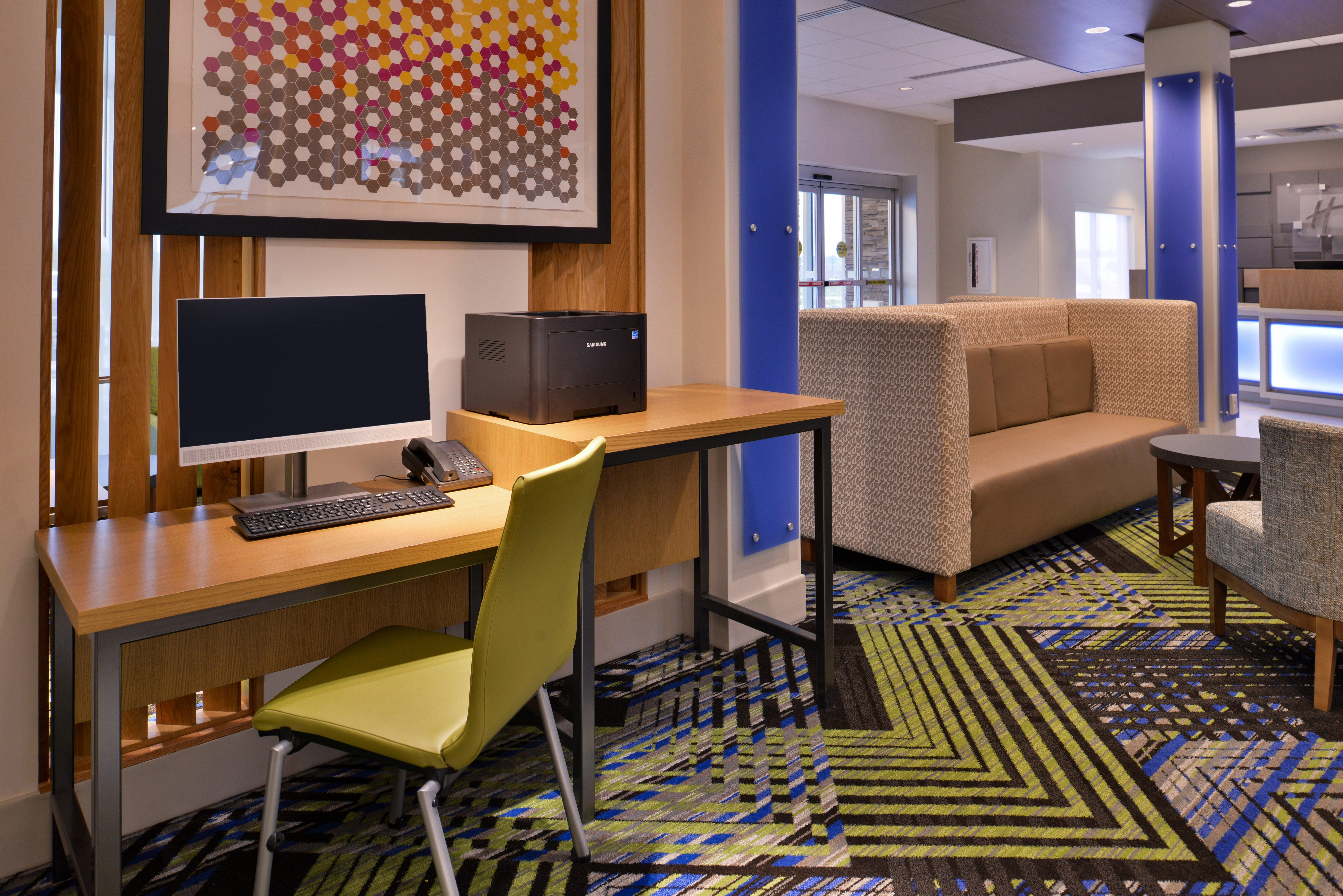 Holiday Inn Express & Suites - Marshalltown By Ihg Kültér fotó