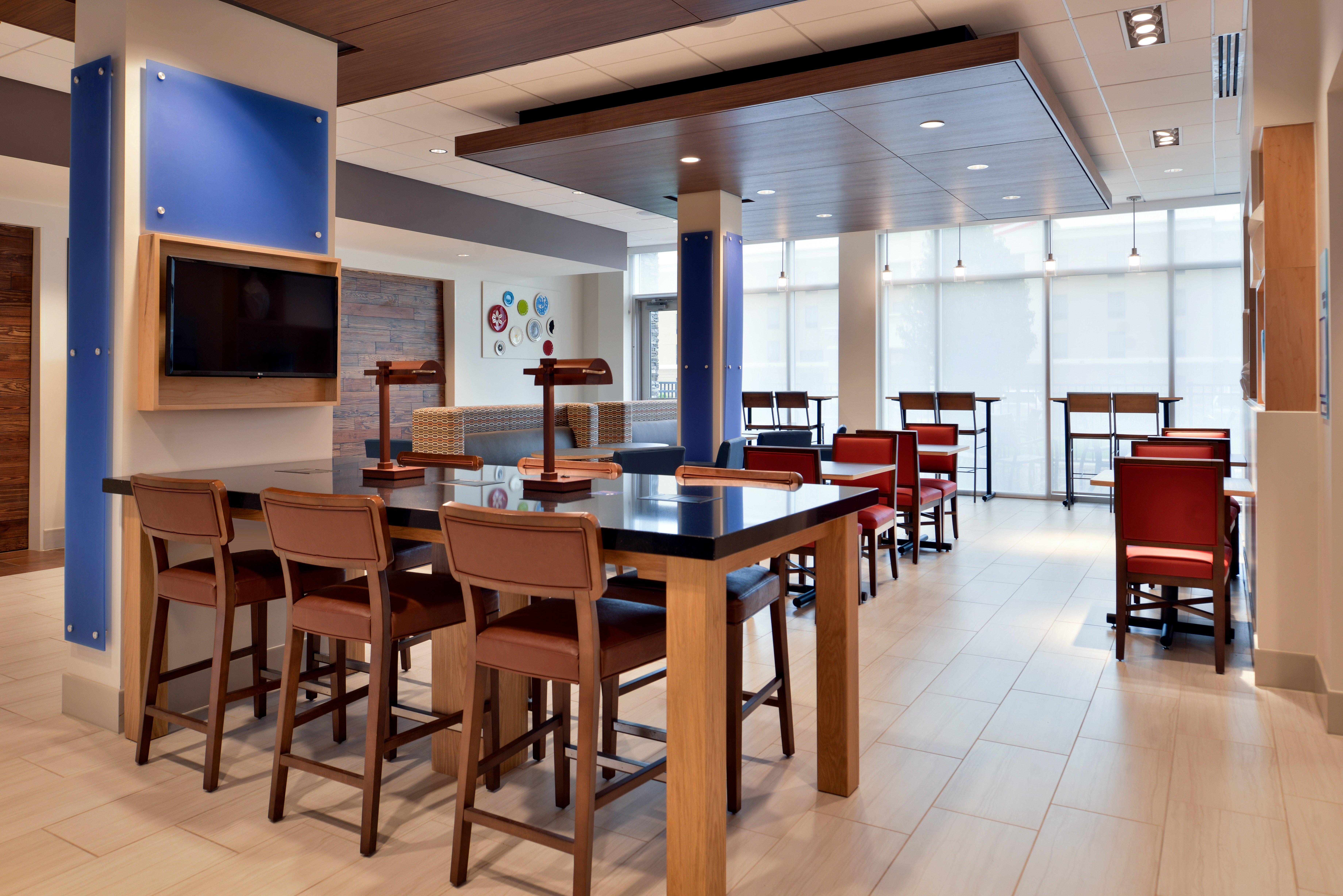 Holiday Inn Express & Suites - Marshalltown By Ihg Kültér fotó